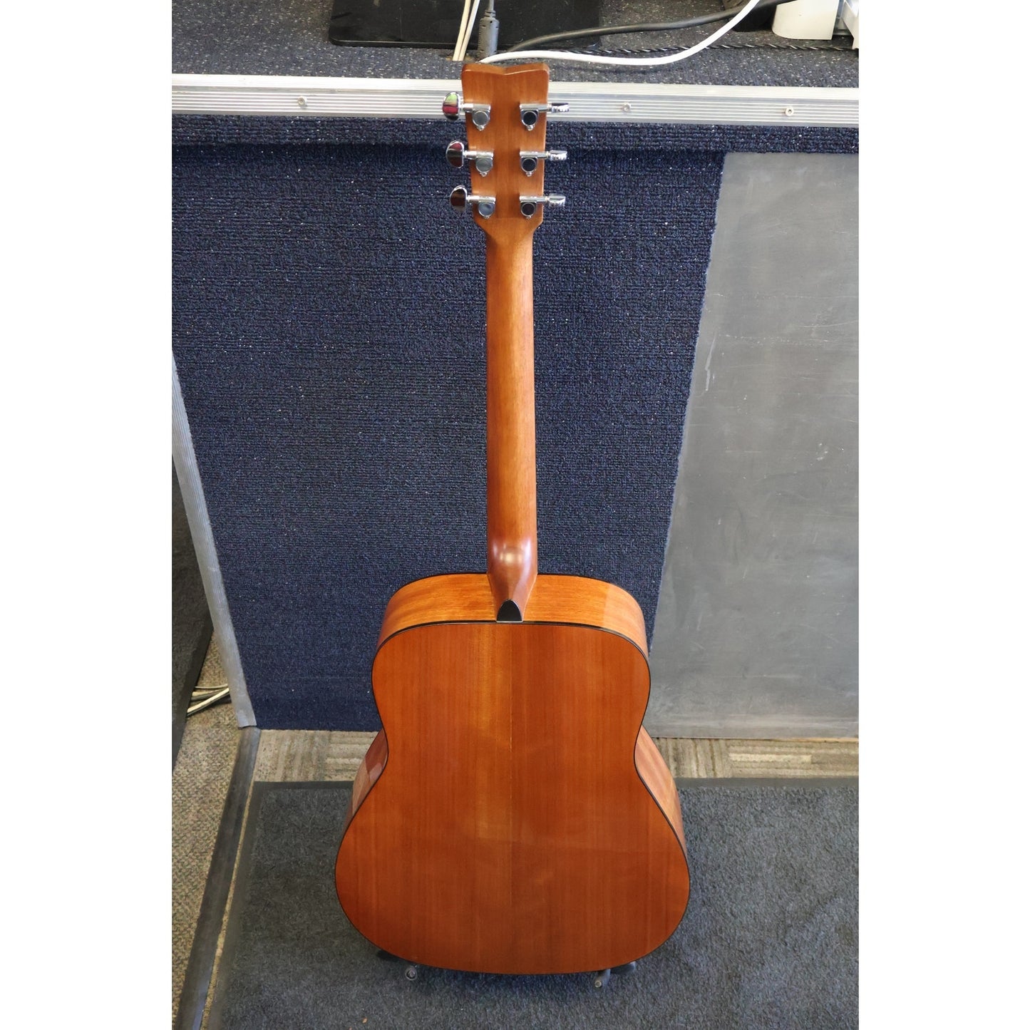 Yamaha FG700S Dreadnought Acoustic Guitar Natural 6 String
