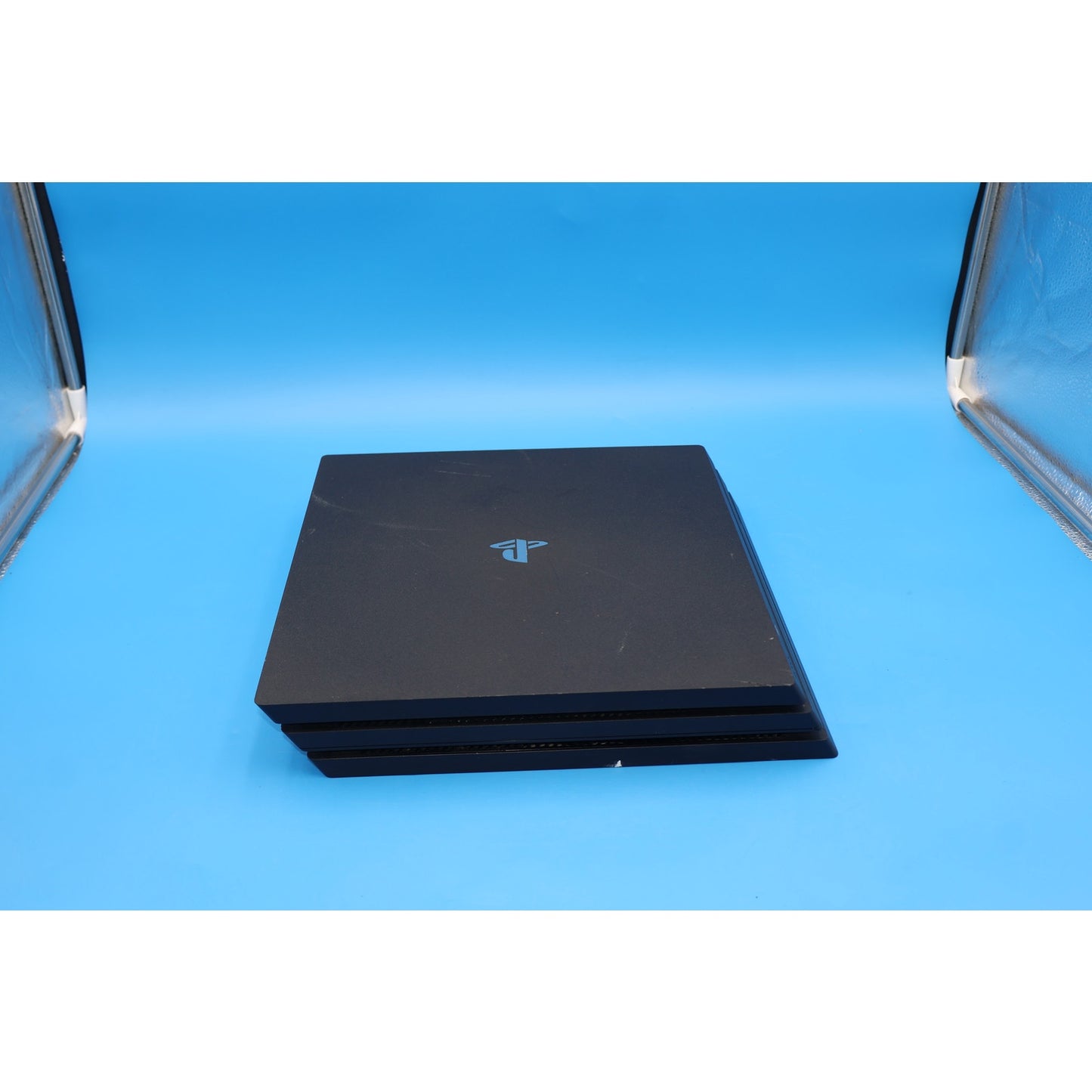 Sony PlayStation 4 Pro PS4 1TB Console CUH-7215B Black w/ Controller