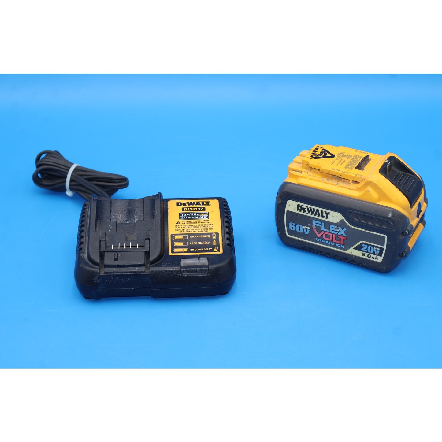 DeWalt DCF899 20V, Brushless, 1/2" Drive, Impact Wrench + 9ah FlexVolt Battery