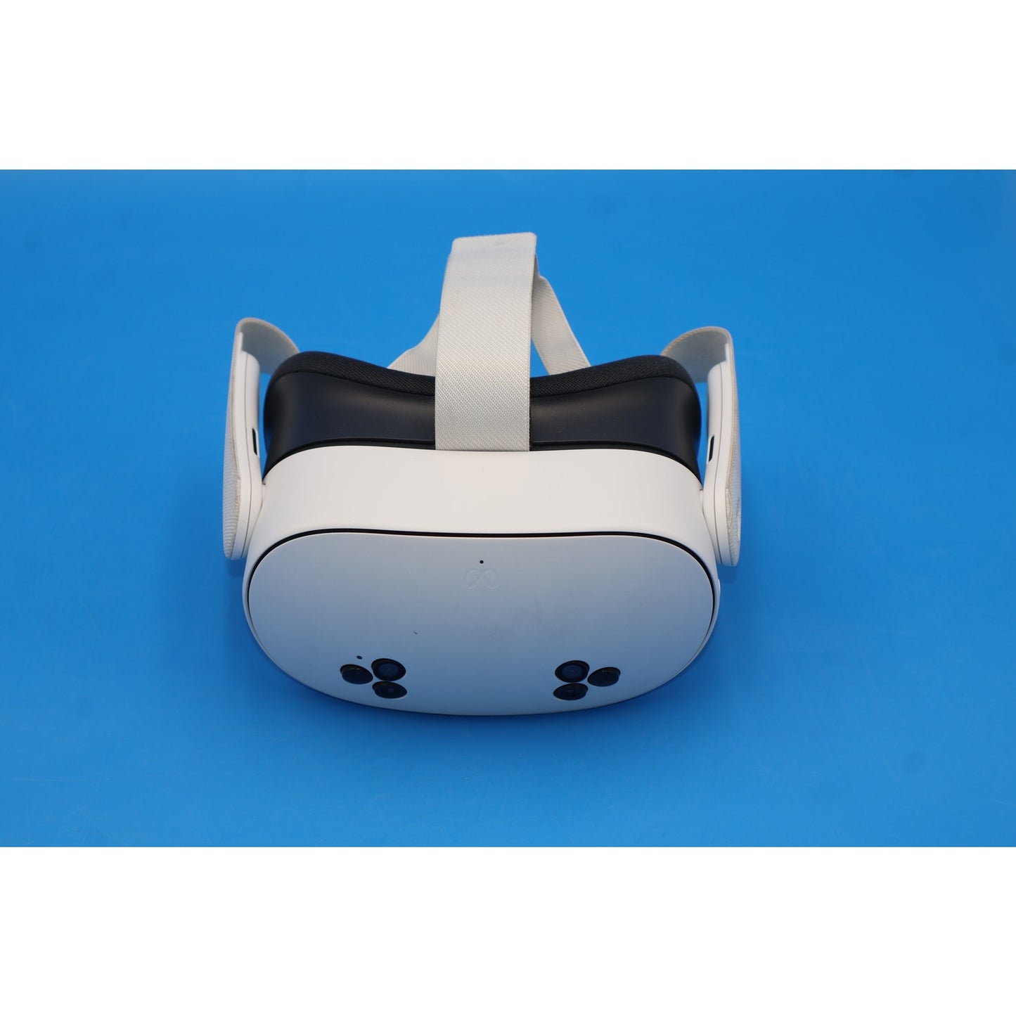 Meta Quest 3S 128GB VR Headset w/ Controllers - Tested & Working