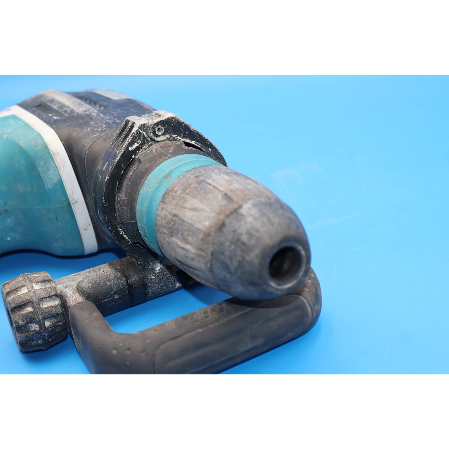 Makita HR4013C 1-9/16" AVT Rotary Hammer Drill, SDS MAX