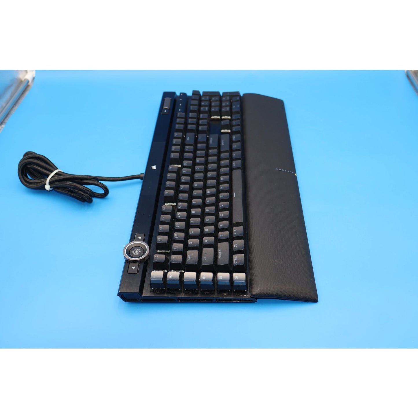 Corsair K100 RGB Optical-Mechanical Gaming Keyboard RGP0136 + Wrist Rest & Pad