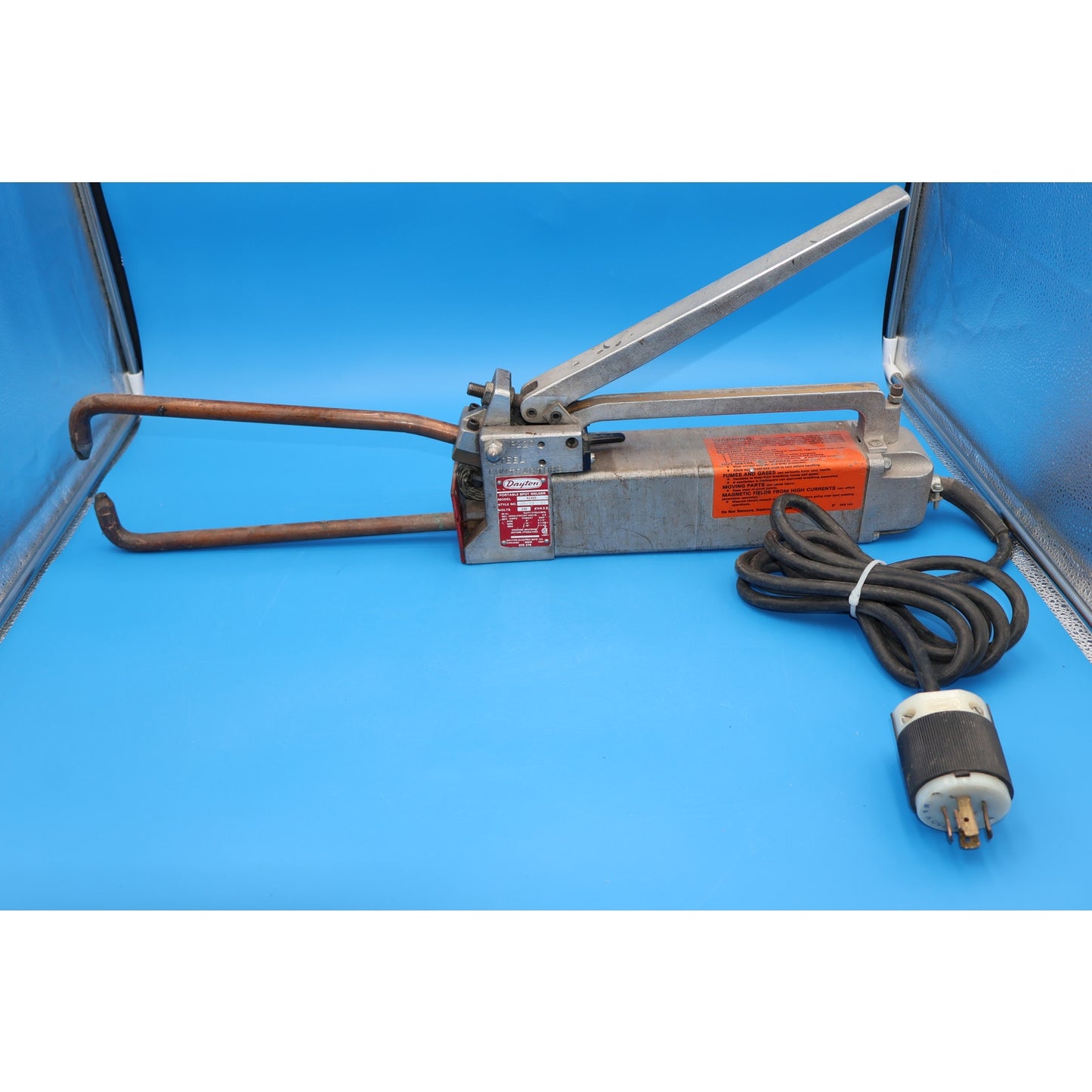 Dayton 4Z425 230V Portable Spot Welder