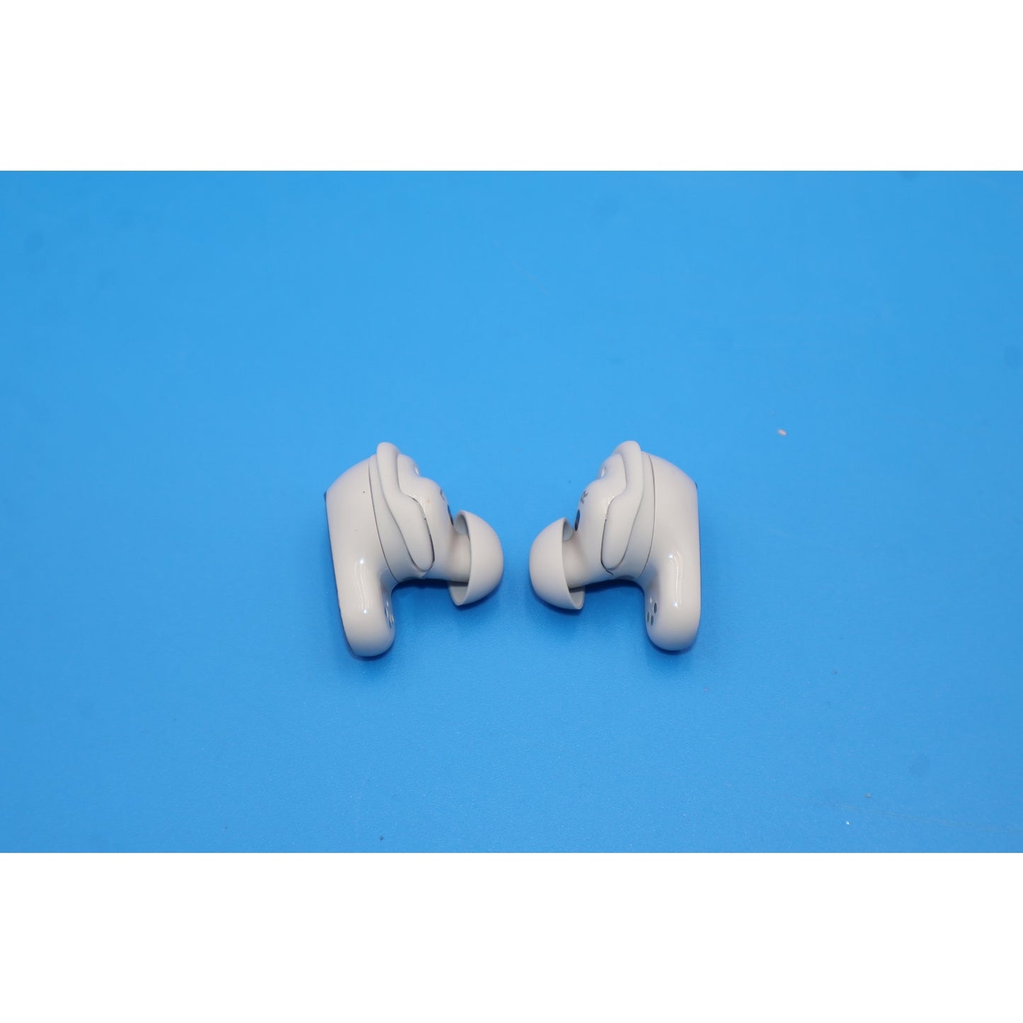 Bose QuietComfort Ultra Earbuds (1st Gen) Noise Cancelling Wireless White