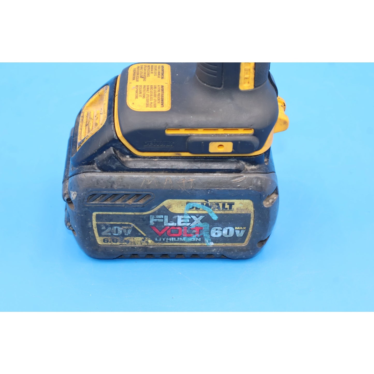 Dewalt DCF890 3/8" Cordless Impact Wrench with 6ah 20v/60v FlexVolt Battery