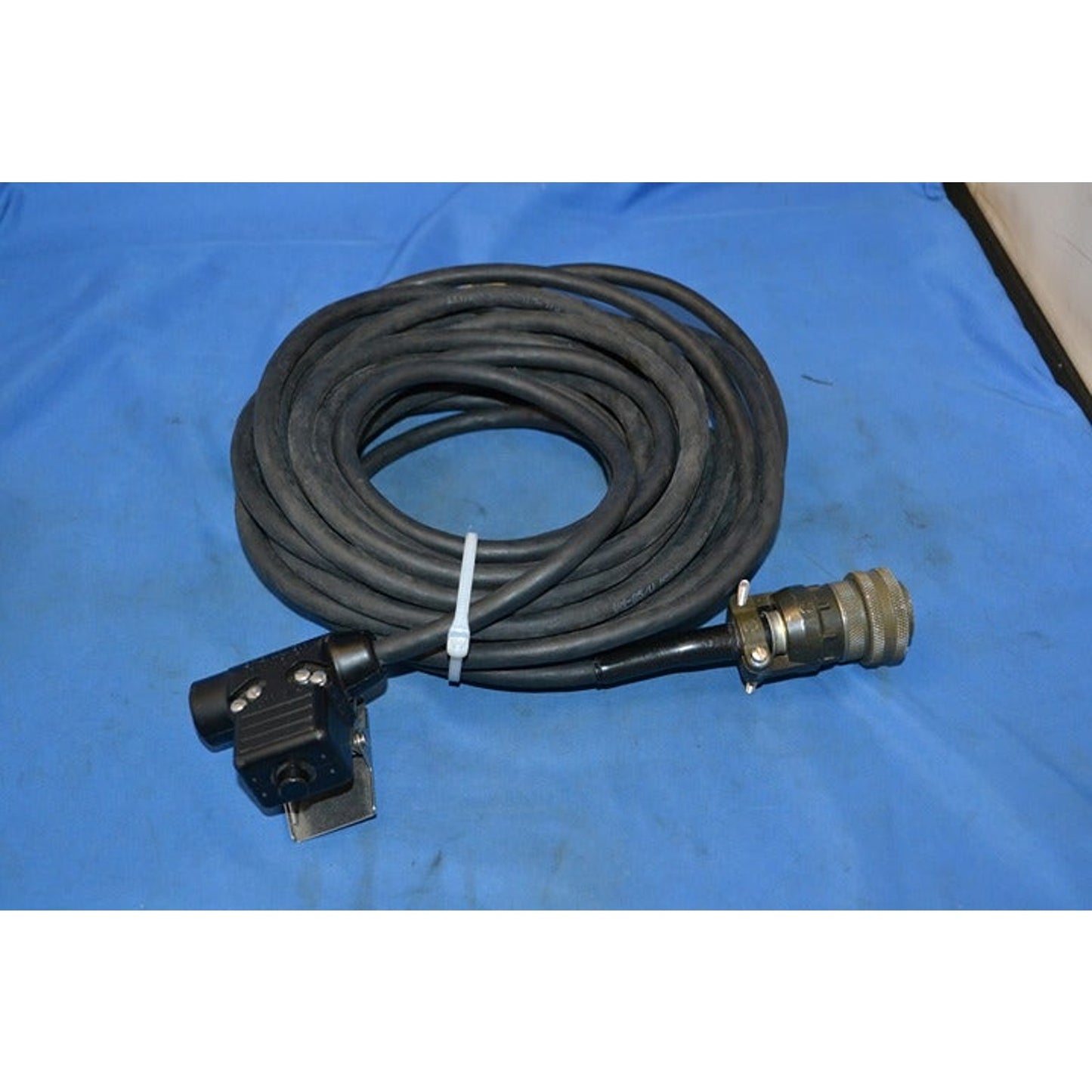 David Clark H10-76 Aviation Pilot Headset w/ H-64 Wing Cord Assy